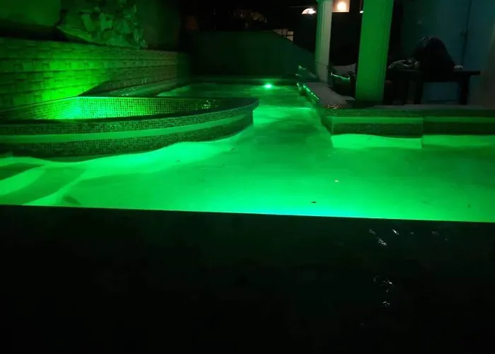 Hotel Secret Haven Vacation